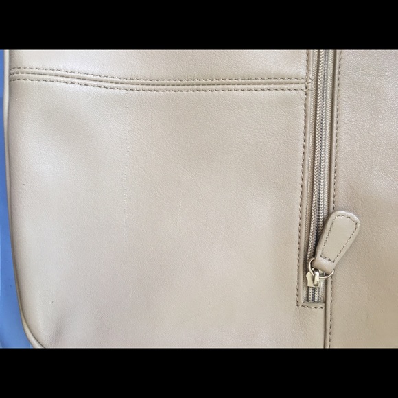 Purse - Picture 3 of 3